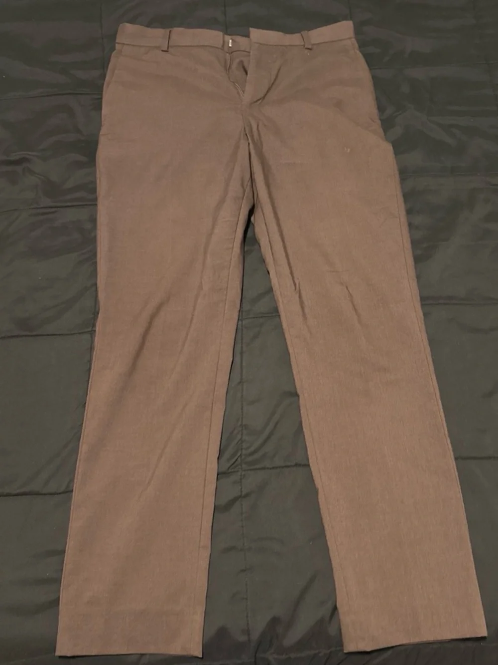 Dress pants slim fit in Brown by H&M 30x30